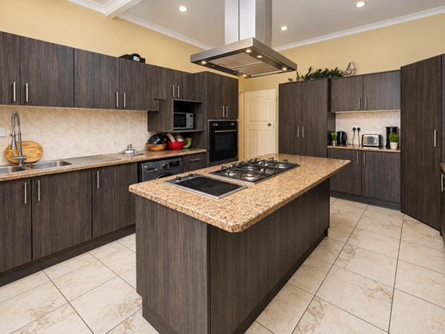 3 Bedroom House in Lemoenkloof