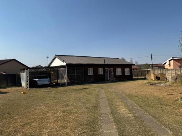 3 Bedroom House in Lennoxton