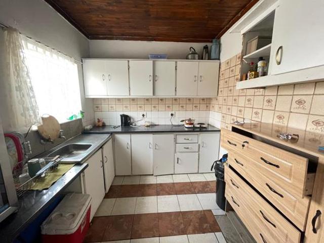3 Bedroom House in Lennoxton