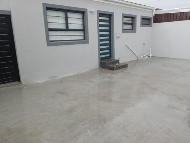 3 Bedroom House in Lentegeur