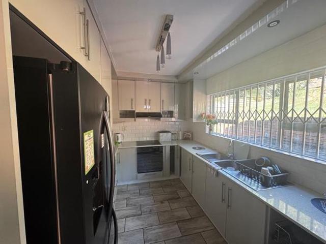 3 Bedroom House in Lincoln Meade