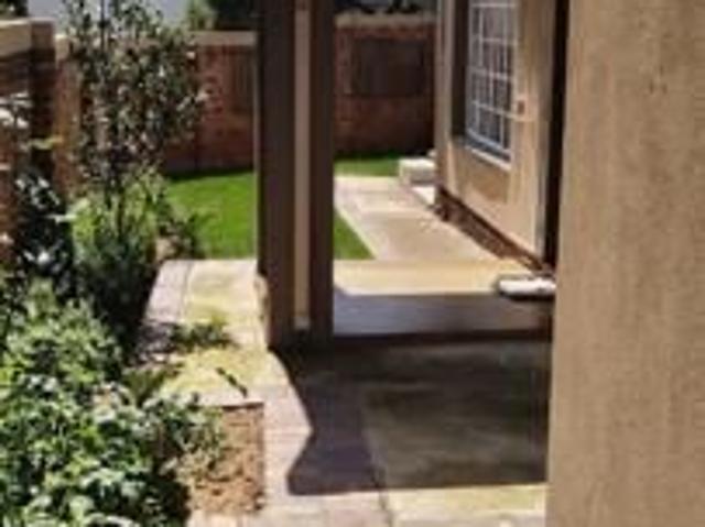 3 Bedroom House in Linden
