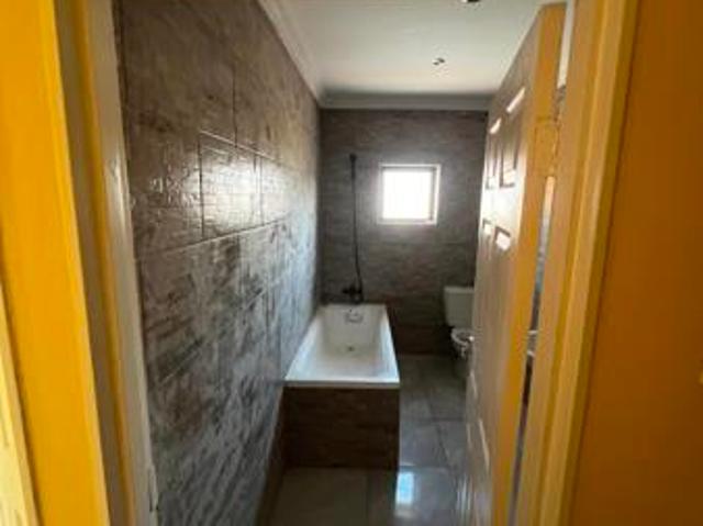 3 Bedroom House in Linmeyer