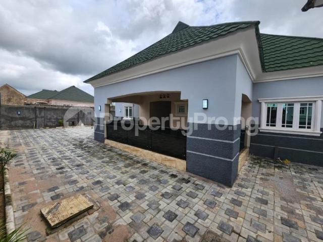 3 Bedroom House in Lugbe Abuja | House for sale in lugbe | House in lugbe | 3 Bedroom | PropertyPro Nigeria