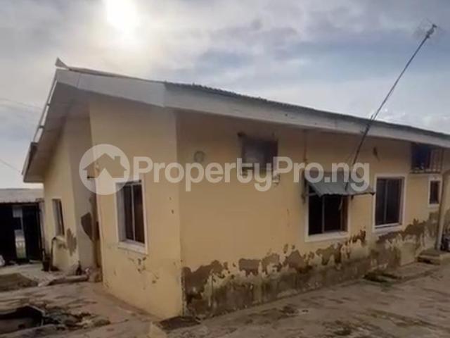 3 Bedroom House in Lugbe Abuja | House for sale in lugbe | House in lugbe | 3 Bedroom | PropertyPro Nigeria