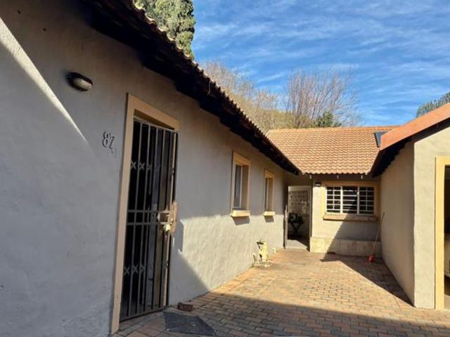 3 Bedroom House in Lyttelton Manor