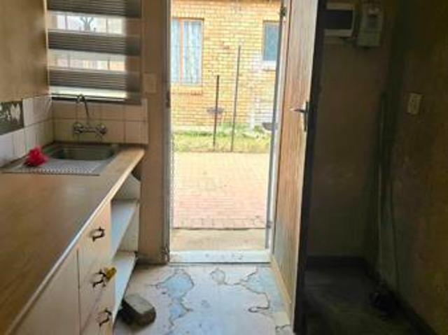 3 Bedroom House in Mmabatho unit 14