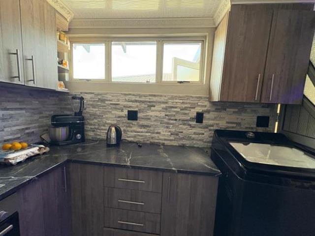 3 Bedroom House in Motherwell