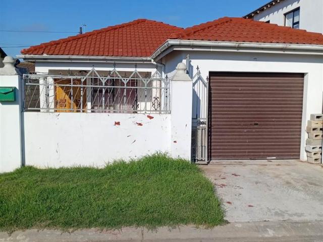 3 Bedroom House in Motherwell
