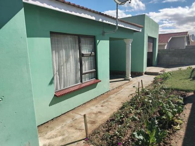 3 Bedroom House in Motherwell