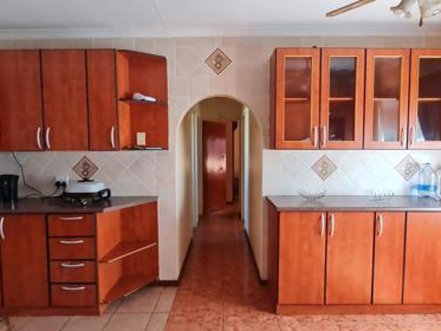 3 Bedroom House in Motherwell
