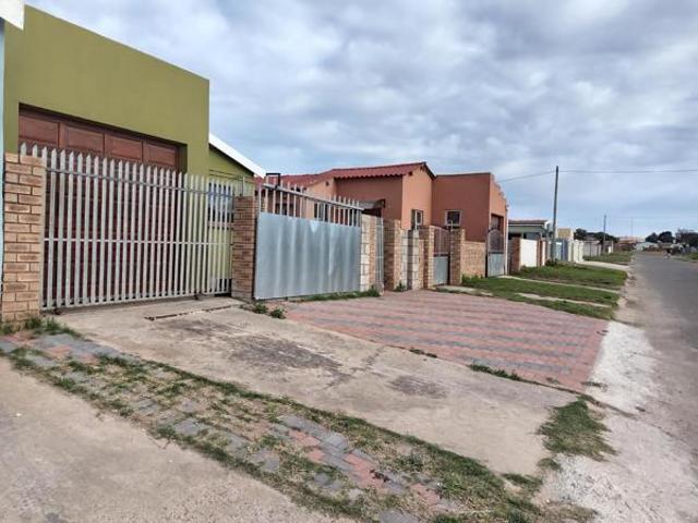 3 Bedroom House in Motherwell