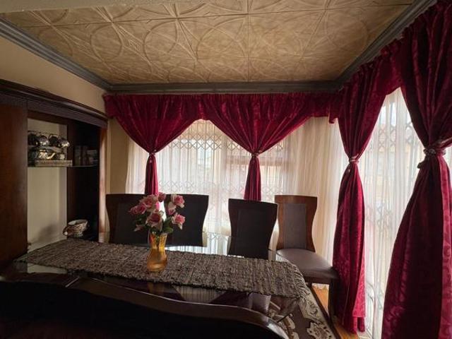 3 Bedroom House in Motherwell
