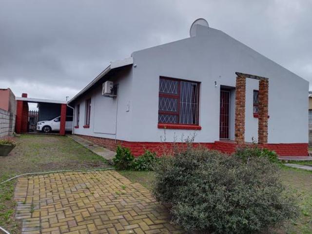 3 Bedroom House in Motherwell