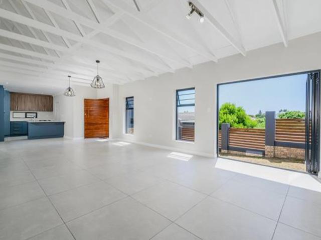 3 Bedroom House in Mount Pleasant