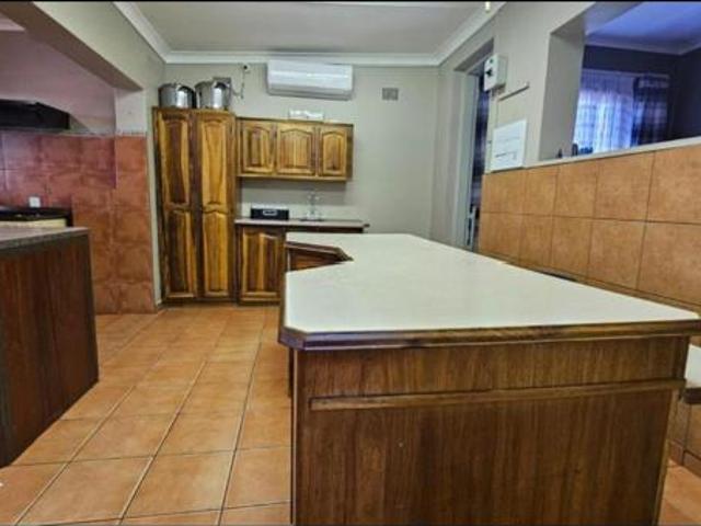 3 Bedroom House in Mountain View
