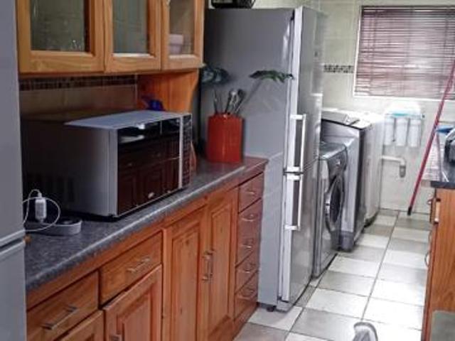 3 Bedroom House in Modelpark