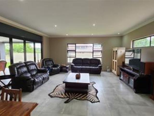3 Bedroom House in Modimolle Nylstroom