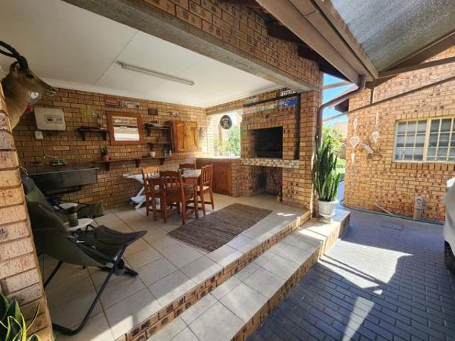 3 Bedroom House in Modimolle Nylstroom