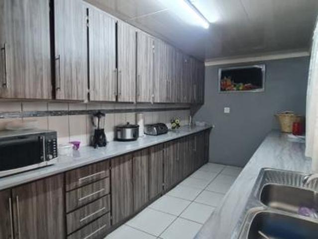 3 Bedroom House in Moghul Park