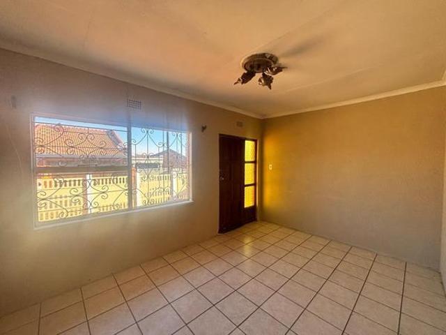 3 Bedroom House in Mohlakeng