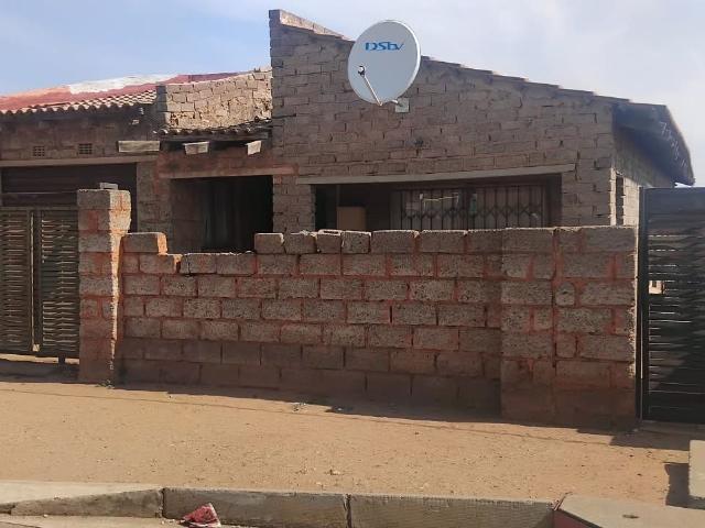 2 Bedroom House in Moleleki