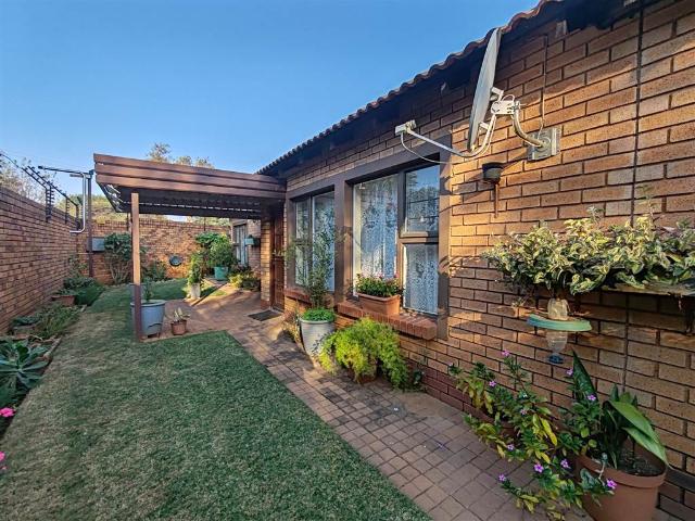 3 Bedroom House in Montana Tuine