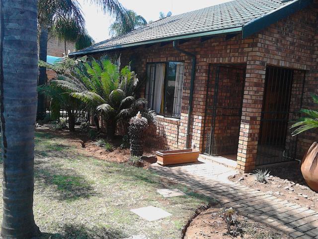 3 Bedroom House in Montana Park
