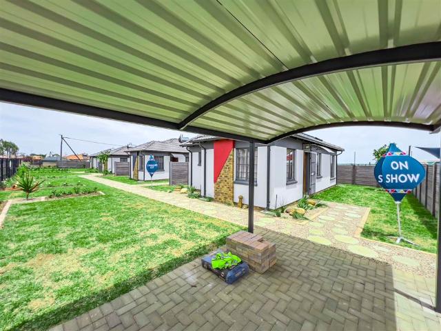 3 Bedroom House in Montana Park