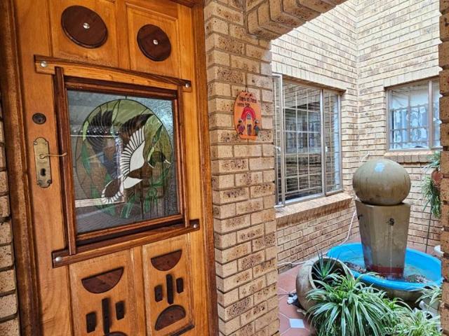 3 Bedroom House in Montana Park