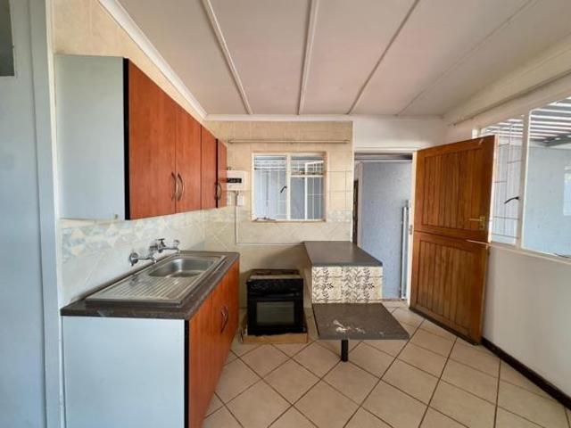 3 Bedroom House in Montana Park