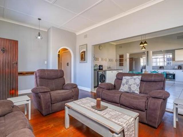 3 Bedroom House in Monument