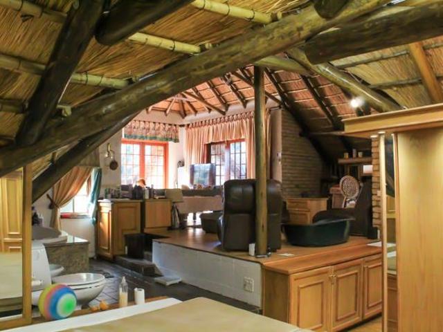 3 Bedroom House in Mooivallei Park