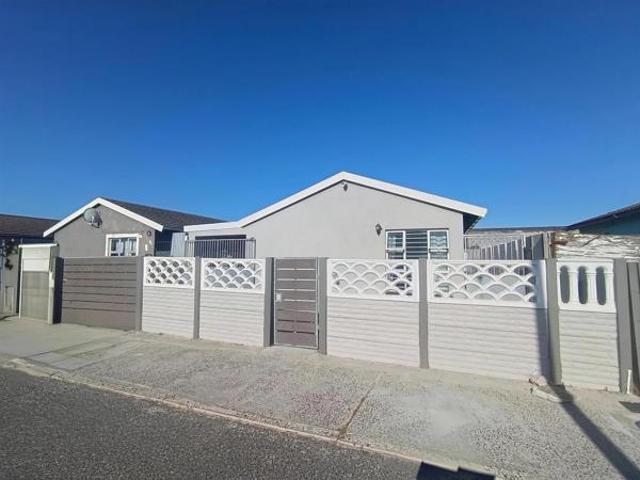 3 Bedroom House in Morgenster