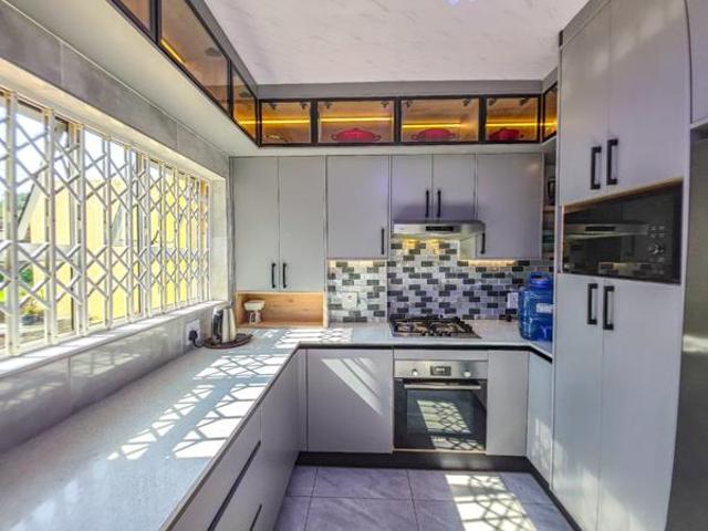 3 Bedroom House in Morningside