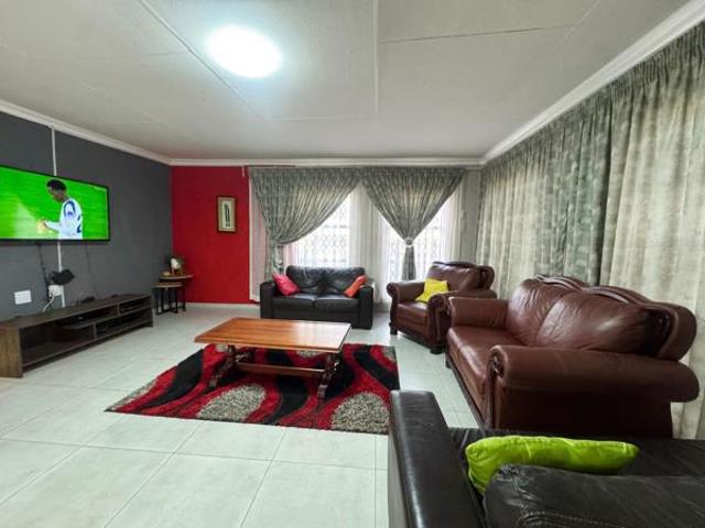 3 Bedroom House in Madiba Park