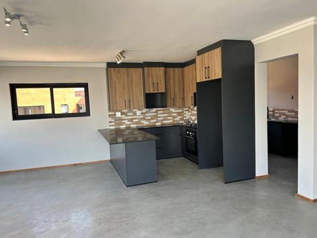 3 Bedroom House in Magalies Golf Estate