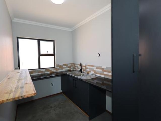 3 Bedroom House in Magalies Golf Estate