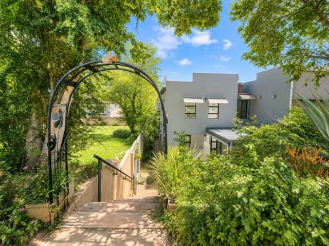 3 Bedroom House in Magalies Golf Estate