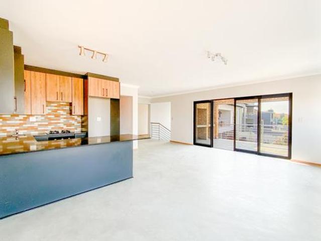 3 Bedroom House in Magalies Golf Estate