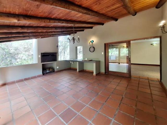 3 Bedroom House in Magalies Golf Estate
