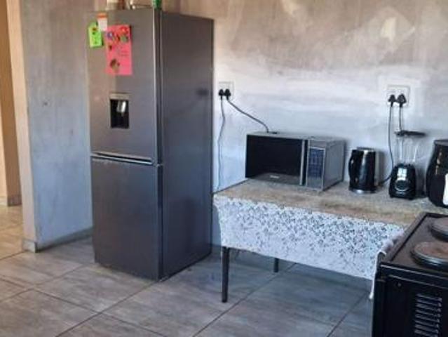 3 Bedroom House in Mahwelereng