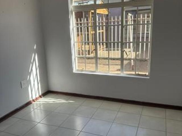 3 Bedroom House in Mandela View