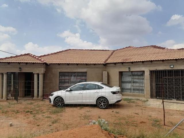 3 Bedroom House in Mankweng