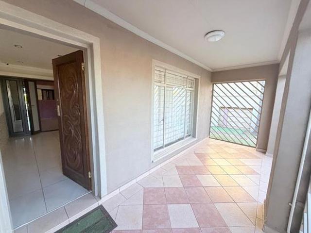 3 Bedroom House in Manzil Park
