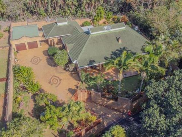 3 Bedroom House in Marina Beach