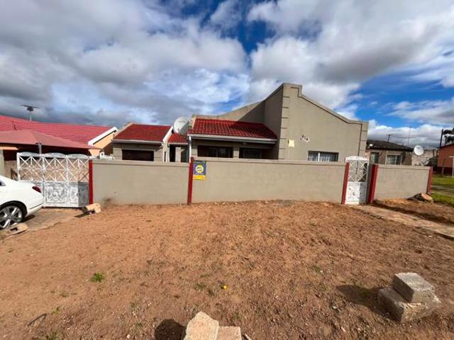 3 Bedroom House in Mdantsane