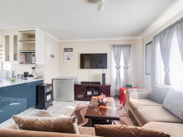 3 Bedroom House in Meyerton Central