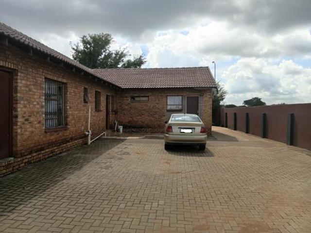 3 Bedroom House in Meyerton Park