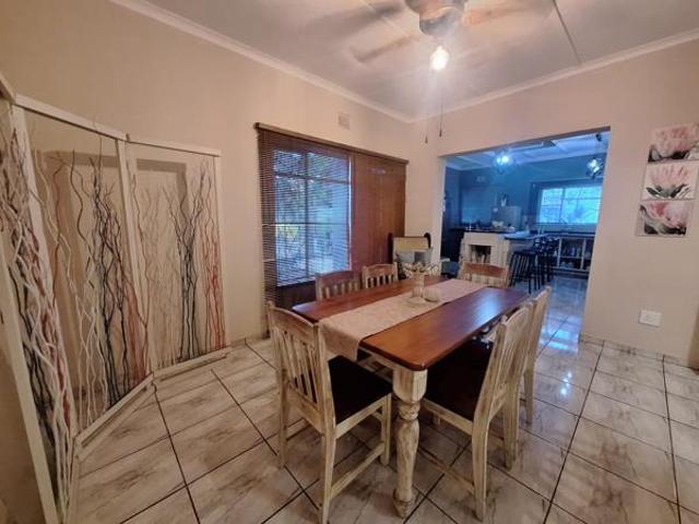 3 Bedroom House in Meer En See